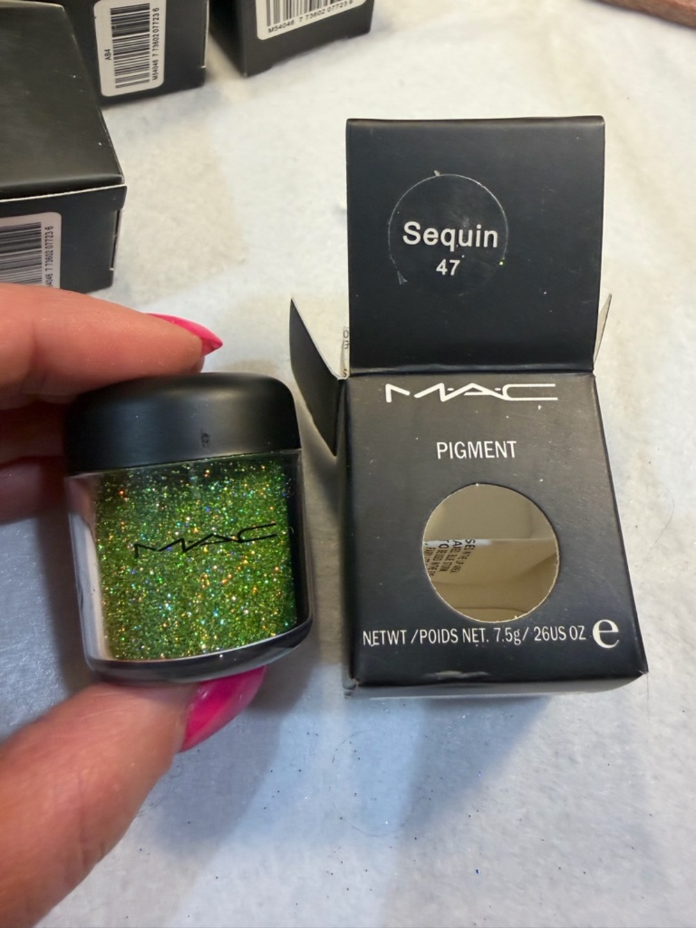MAC Cosmetics Sequin 47 Loose Pigment - Sparkling Green Glitter New